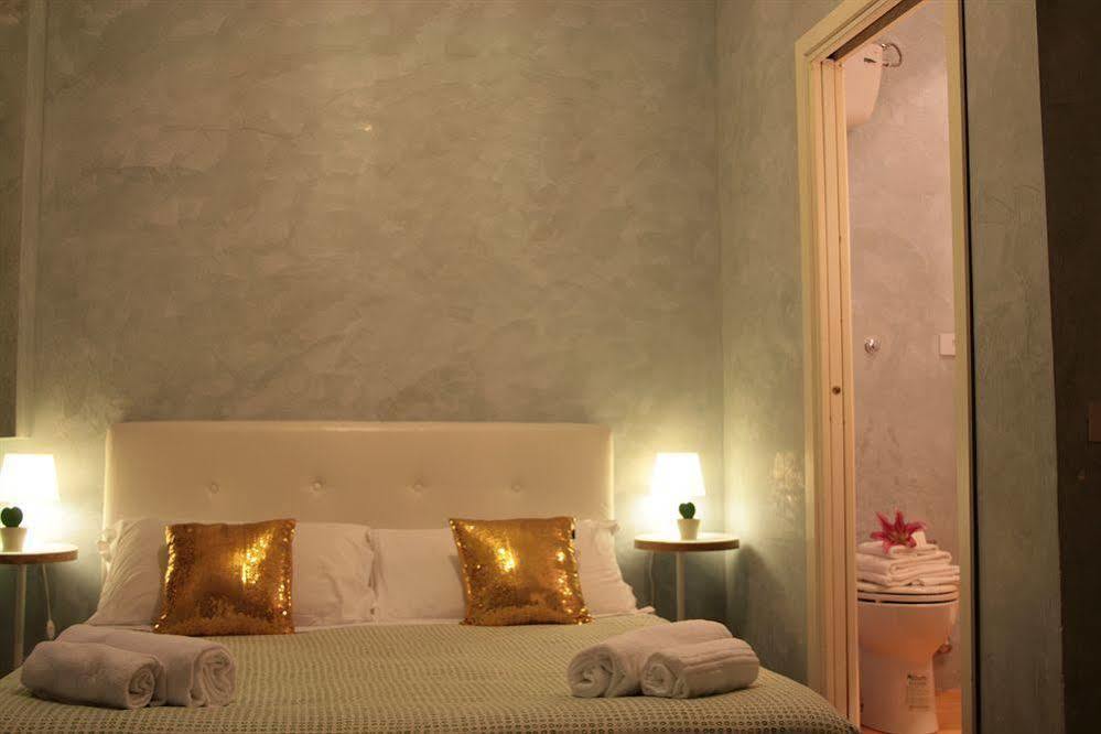 Golden Piazza Di Spagna Gasthuis 3*