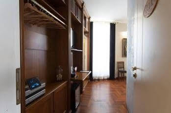 Golden Piazza Di Spagna Gasthuis 3*